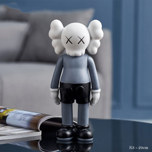 Mô hình gấu Kaws để bàn ngộ nghĩnh