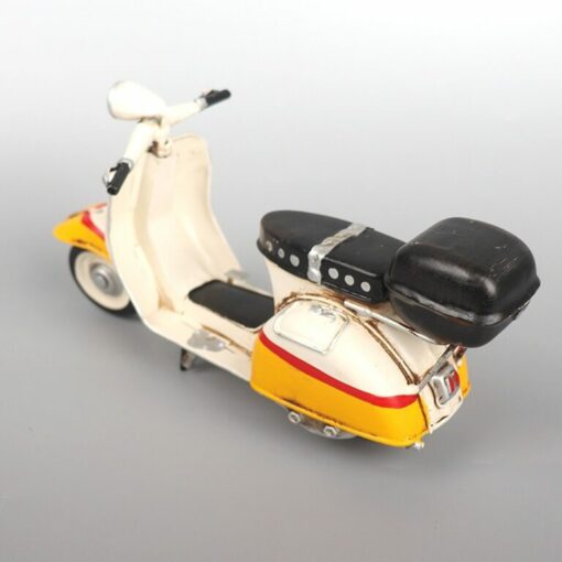 Mô hình xe vespa cổ CD241