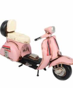 Mô hình xe vespa cổ đẹp màu hồng CD176