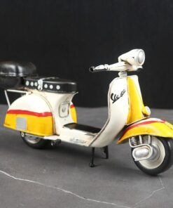 Mô hình xe vespa cổ CD241