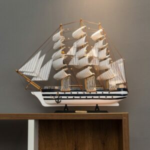 Mô hình thuyền buồm bằng gỗ có thể trang trí có thể bày phòng khách, nơi làm việc,…