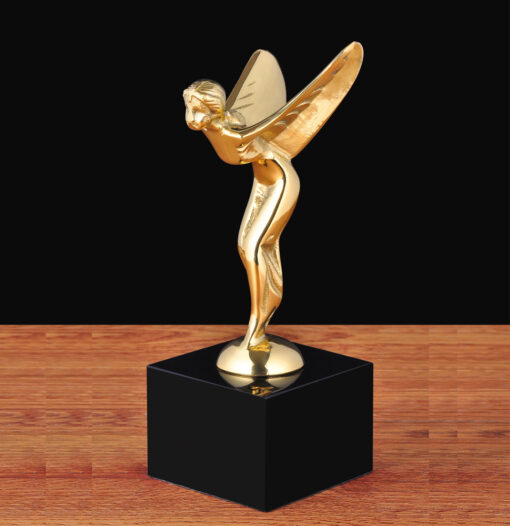 Biểu tượng Spirit of Ecstasy Rolls Royce
