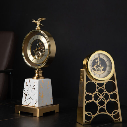 Đồng Hồ Sang Trọng Để Bàn