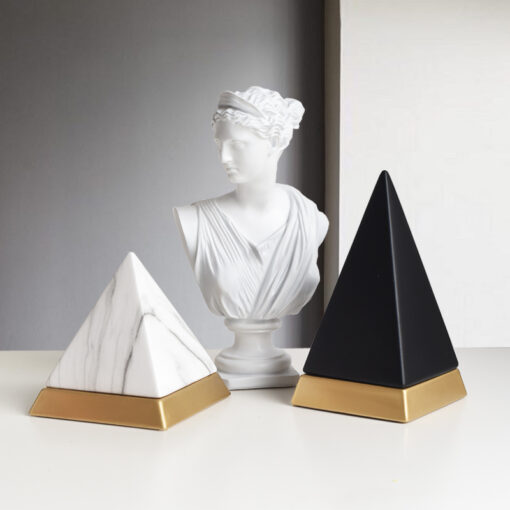Mô Hình Kim Tự Tháp Decor