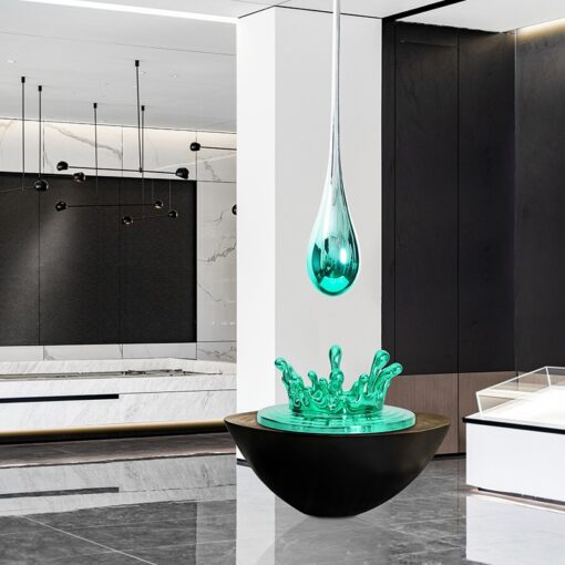 Tác Phẩm Điêu Khắc Giọt Nước Treo
