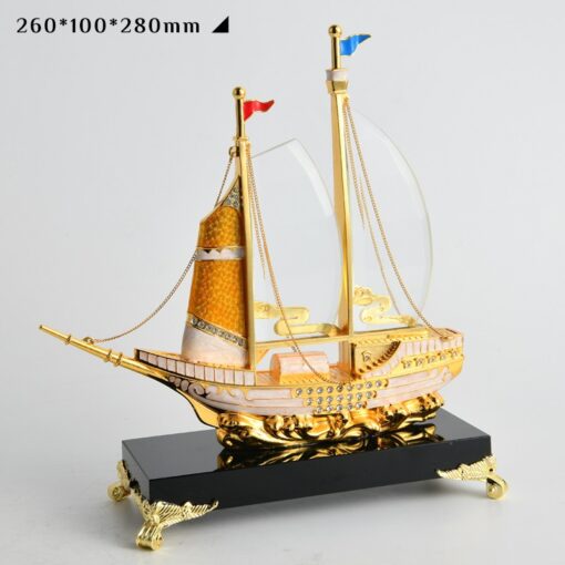 Mô Hình Thuyền Buồm Pha Lê