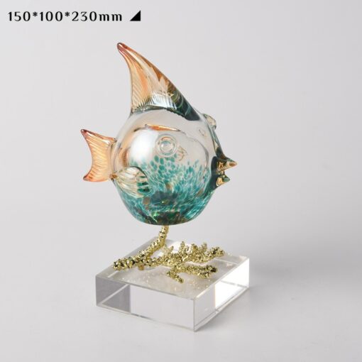 Tượng Con Cá Làm Bằng Pha Lê