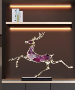 Tượng Hươu Gắn Đá Lan Tỏa Vẻ Đẹp