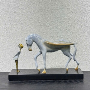 Tượng Nghệ Thuật Bé Gái Và Ngựa Thần - Công Decor Pro