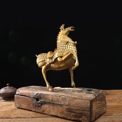 Tượng Chiến Mã Đế Vương