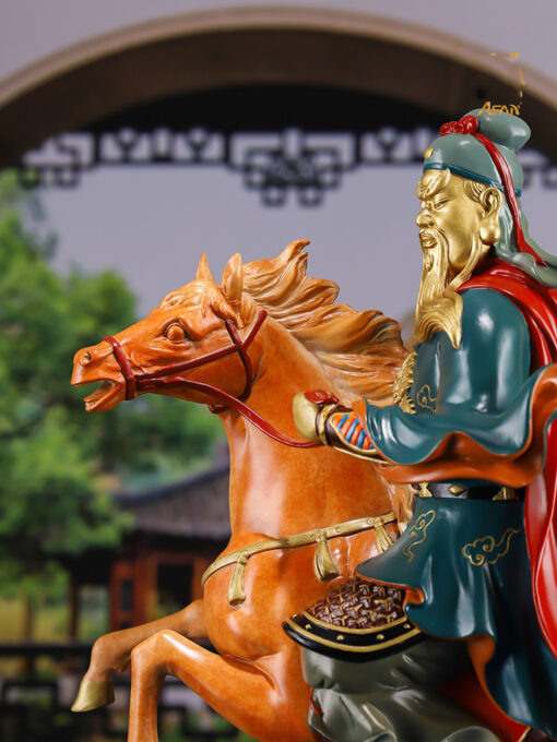 Tượng Quan Vũ Uy Dũng Cưỡi Ngựa